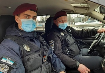Такси с мигалкой: спецназовцы подвезли хирурга чтобы тот успел спасти ребенка