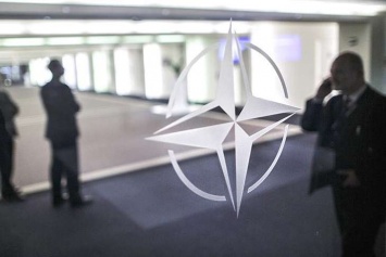 НАТО хочет сохранить конструктивный диалог с Москвой