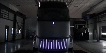 Geely замахнулся сразу на Tesla Semi