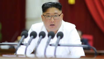 Ким Чен Ын призывает граждан готовиться к жесткому кризису