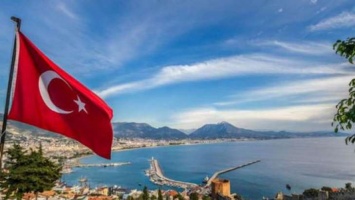 Один российский турист погиб в Турции, остальные отделались травмами