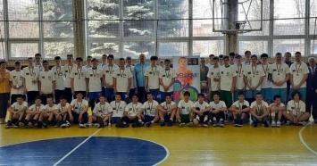Криворожские баскетболисты заняли второе место в Чемпионате Украины среди юношей