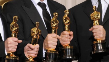 Стало известно, кто из кинозвезд будет вручать награды на церемонии Оскар