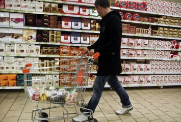 Кондитеры предупредили о росте цен в России на конфеты и вафли