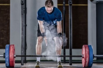 Украинский спортсмен намерен побить мировой рекорд Гиннесса в становой тяге