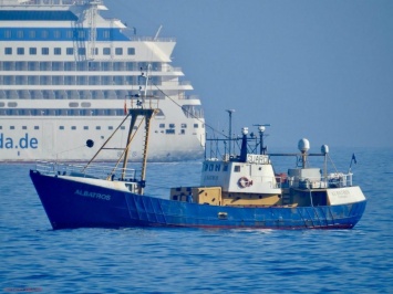Испания арестовала 3 украинских моряков - на их судне обнаружили 18 тонн гашиша. Кто "подбросил"? (ФОТО)