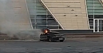 Петербургский дрифт закончился пожаром (видео)