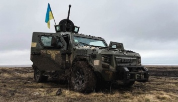 Пограничники проводят боевые учения в Донецкой области