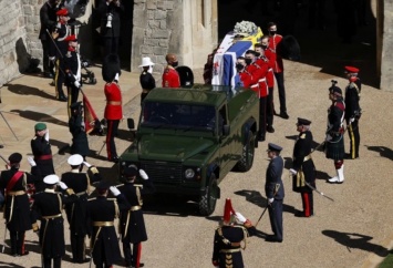 На похоронах принца Филиппа было до 30 человек