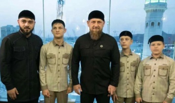 Сыну Кадырова присудили победу в боксе после того, как его начали бить