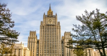 Россия вышлет украинского дипломата в Москве в ответ на высылку российского из Киева