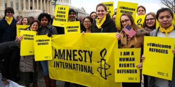 Сотрудники Amnesty International обвинили организацию в расизме