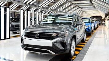 Volkswagen начал поставки нового Taos в США
