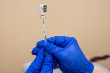 На Днепропетровщине вакцинировались от коронавируса более 37 тысяч человек