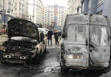 Из-за ревности: под Киевом задержали мужчину, который сжег четыре машины