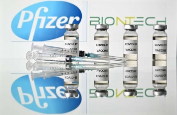 Поддельный Pfizer продают по $1000 за дозу