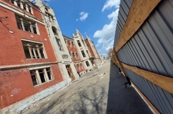 В Лисичанске решили сохранить старинную бельгийскую больницу: что уже сделано