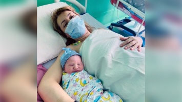 В больнице Мечникова помогли родить женщине с тяжелой патологией