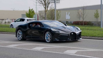Самый дорогой Bugatti впервые заметили на тестах: фото