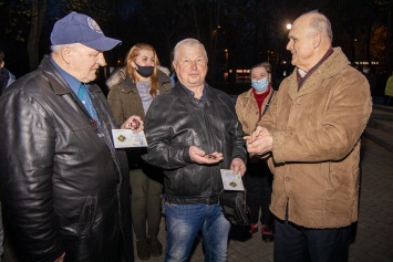 В Днепре зажгли огонь памяти в годовщину аварии на Чернобыльской АЭС: фото