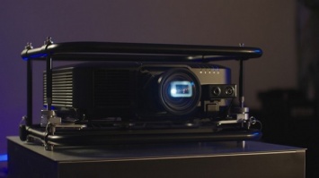Epson обновила серию универсальных компактных лазерных проекторов высокой яркости
