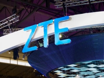 ZTE Blade 11 Prime: беспроводная и обратная зарядка за 14 300 рублей