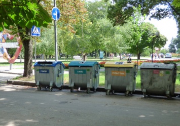Не сори: в популярных зонах отдыха установили дополнительные мусорники