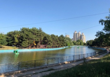 В парке Победы сбрасывали канализационные отходы: чьих рук дело