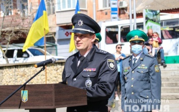 Глава Херсонской полиции поздравил пограничников с профессиональным праздником