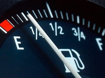 Почему автомобиль начинает «пожирать» топливо: 5 причин