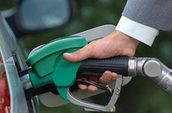 Каждый пятый литр бензина в Украине - "бодяга": чем заправляют на АЗС