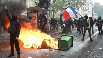 Первомайские демонстрации в Стамбуле, Париже и Берлине переросли в беспорядки