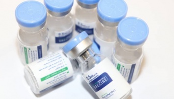 Иран испытал на людях собственную COVID-вакцину
