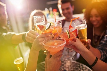 Цены на алкоголь резко вырастут в летний сезон