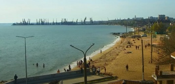 Майские праздники 2021: в сети появились видео с пляжей Азовского моря