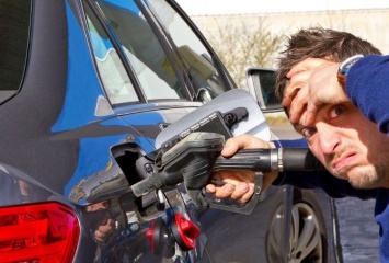 Бензин: как отличить низкокачественную подделку