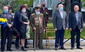В Павлограде, на трубном заводе, открыт обелиск героям Второй мировой войны
