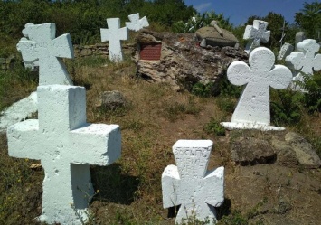 Страница истории Одессы: старейшее казацкое кладбище получило охранный статус