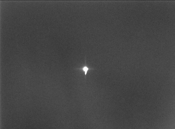 Итальянский астрофизик сфотографировал падающую китайскую ракету в 700 км от Земли