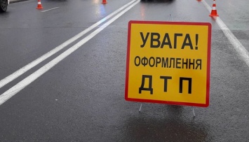 Тройное ДТП под Киевом: водителю грозит до 15 лет за «провоз» полицейского на капоте