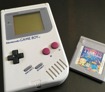 Энтузиаст нашел способ сыграть в Tetris на Game Boy по сети