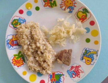 Надкушенная иллюзия, - как чиновники в Николаеве объясняют скандальные фото школьных обедов