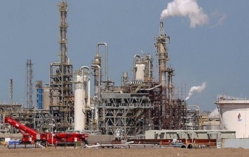В Кувейте горит крупнейшее нефтяное месторождение