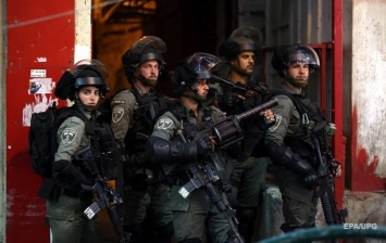 СМИ: израильские военные покидают мечеть Аль-Акса