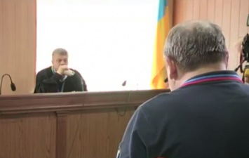 Последнее слово в суде экс-вицегубернатора Романчука: Левченко не знаю, а во время обыска выпили коллекционный виски