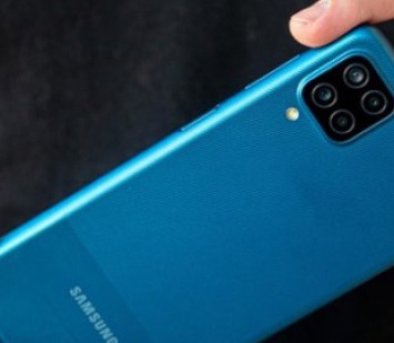 Samsung Galaxy A12 и A02s получают обновление Android 11