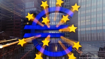 Еврокомиссия прогнозирует ускорение роста экономики в ЕС