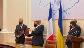 Франция поможет Украине с покупкой пожарных автолестниц