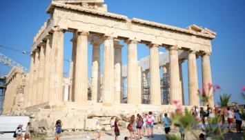 Греция не открылась для украинских туристов 14 мая