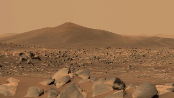 "Персеверанс" обнаружил загадочные камни в кратере Марса